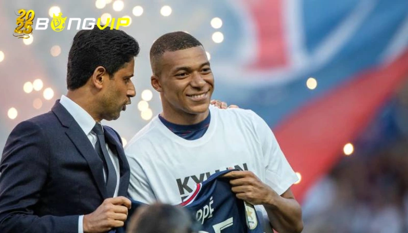 Mbappe chúc mừng PSG vô địch Champions League Một PSG không còn phụ thuộc vào siêu sao
