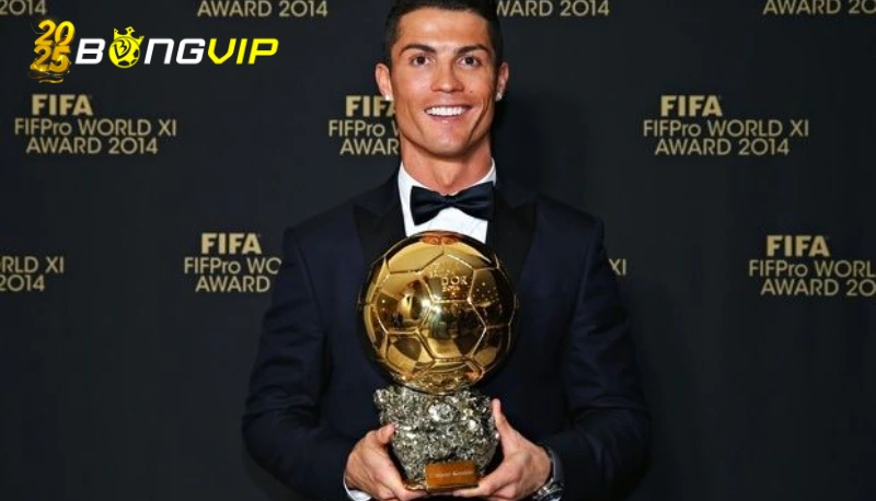 Ribery mỉa mai Ronaldo vụ Quả Bóng Vàng Ribery mỉa mai Ronaldo vụ Quả Bóng Vàng: “Thế còn năm 2013 thì sao?”